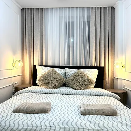 Kotlarska 2 - Self Check-in 20h - 300m Main Square Appartement