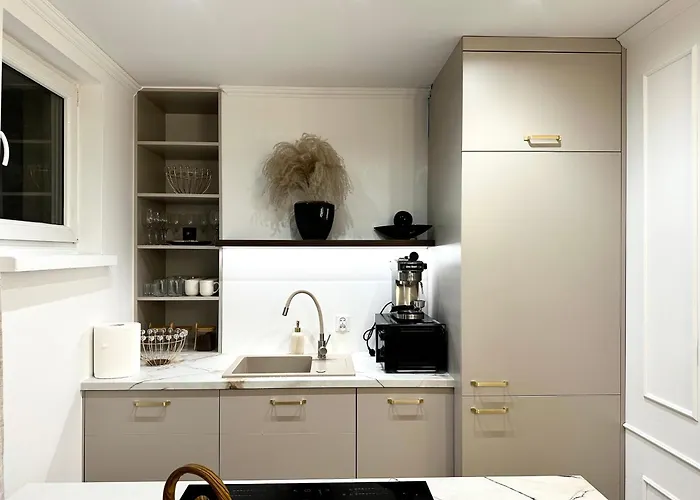 Kotlarska 2 - Self Check-in 20h - 300m Main Square Appartement